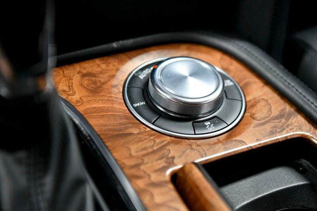 2021 Nissan Armada 4x4 SL - 22185510 - 26