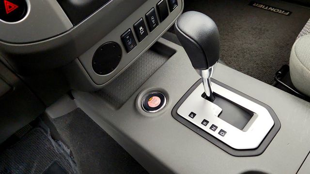 2021 Nissan Frontier Crew Cab 4x2 SV Automatic w/ Value Truck Pkg - 23017605 - 15