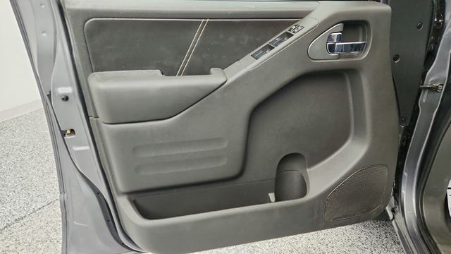 2021 Nissan Frontier Crew Cab 4x4 PRO-4X Automatic with Utility Package - 22955214 - 10