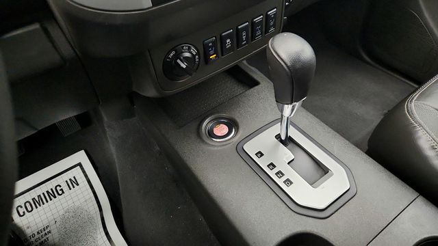 2021 Nissan Frontier Crew Cab 4x4 PRO-4X Automatic with Utility Package - 22955214 - 16