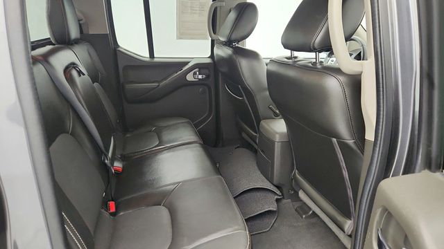 2021 Nissan Frontier Crew Cab 4x4 PRO-4X Automatic with Utility Package - 22955214 - 23