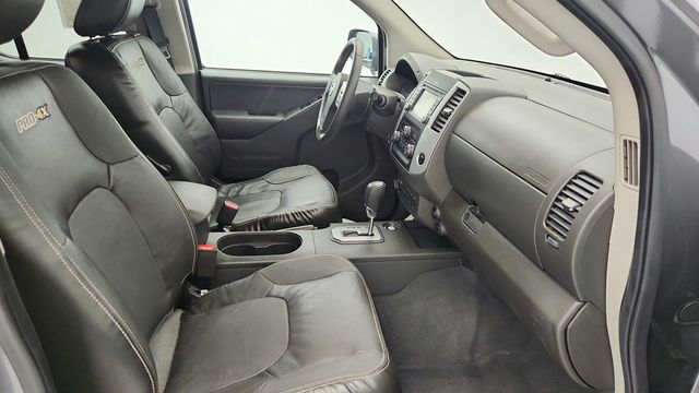 2021 Nissan Frontier Crew Cab 4x4 PRO-4X Automatic with Utility Package - 22955214 - 24