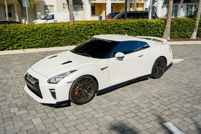 2021 Nissan GT-R Premium AWD - 22961037 - 9