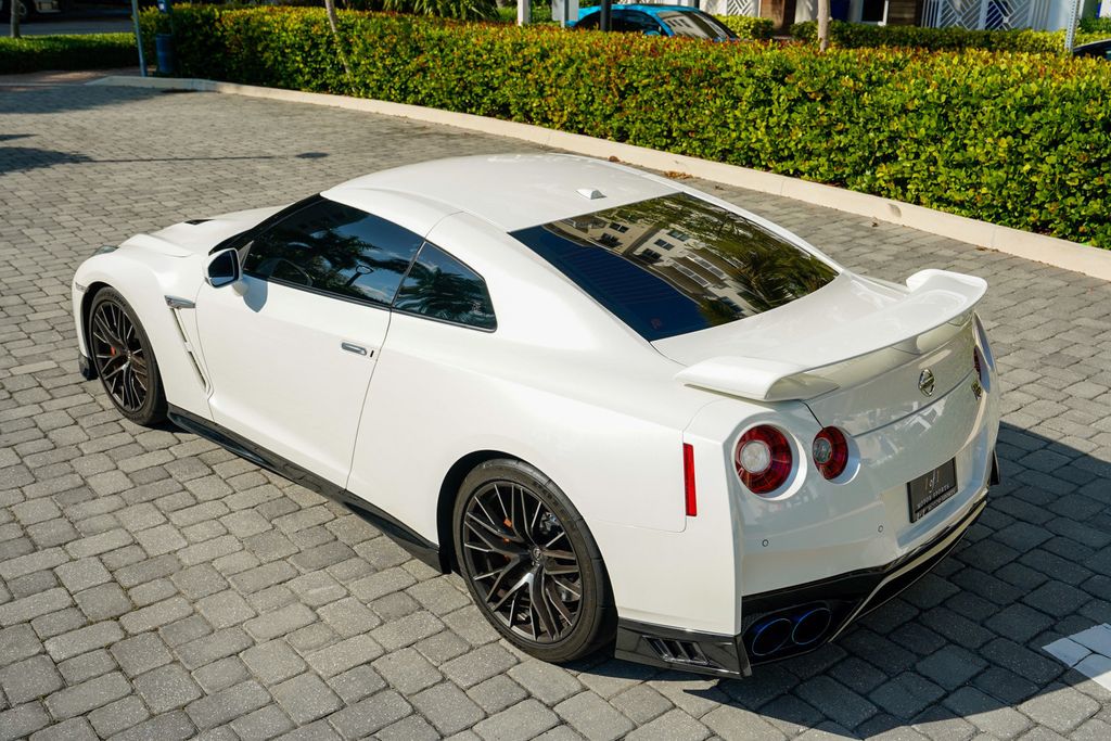 2021 Nissan GT-R Premium AWD - 22961037 - 19