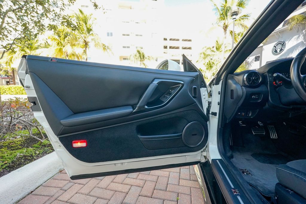 2021 Nissan GT-R Premium AWD - 22961037 - 51