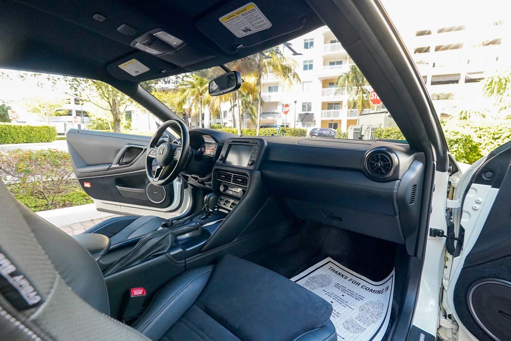 2021 Nissan GT-R Premium AWD - 22961037 - 76