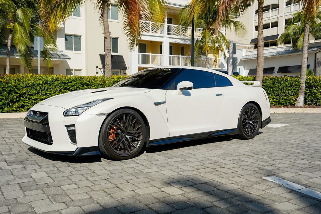 2021 Nissan GT-R Premium AWD - 22961037 - 8