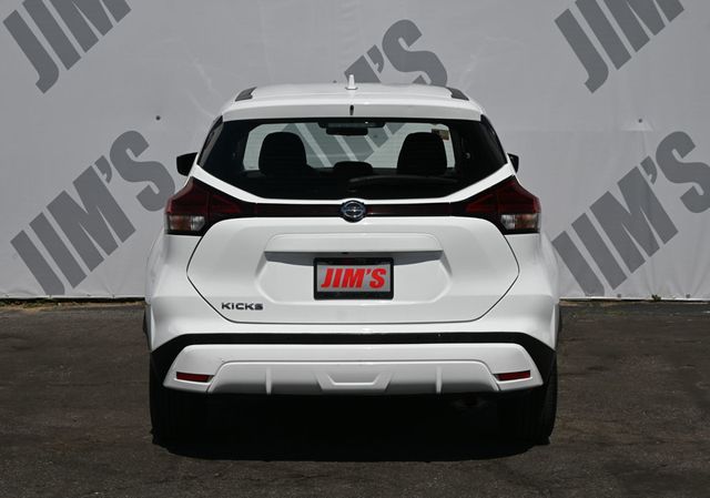 2021 Nissan Kicks S