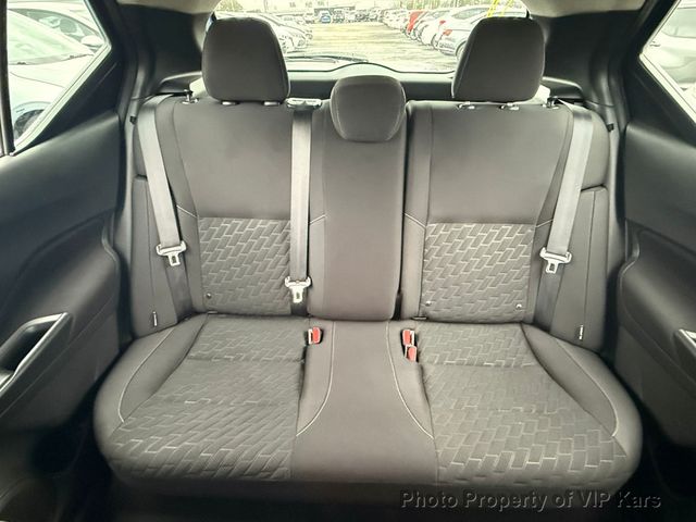 2021 Nissan Kicks S FWD - 22969889 - 17