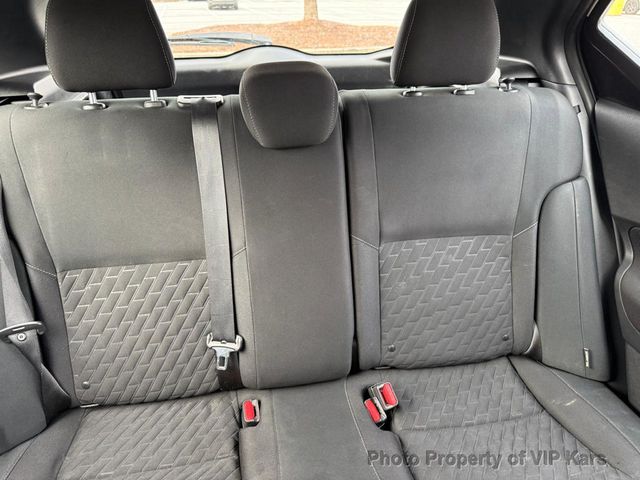 2021 Nissan Kicks S FWD - 22986296 - 19