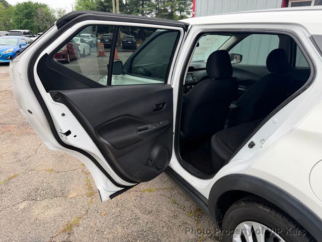 2021 Nissan Kicks S FWD - 23031203 - 9