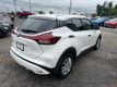 2021 Nissan Kicks S FWD - 23031203 - 4