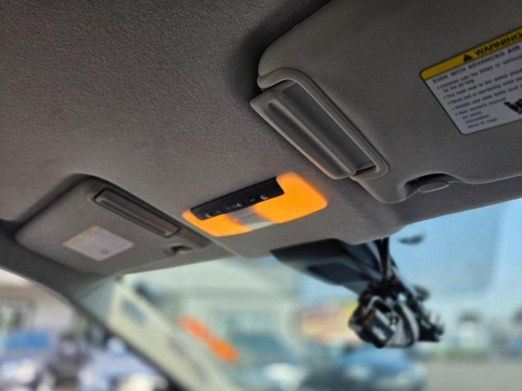 2021 Nissan Kicks S FWD - 22983104 - 11