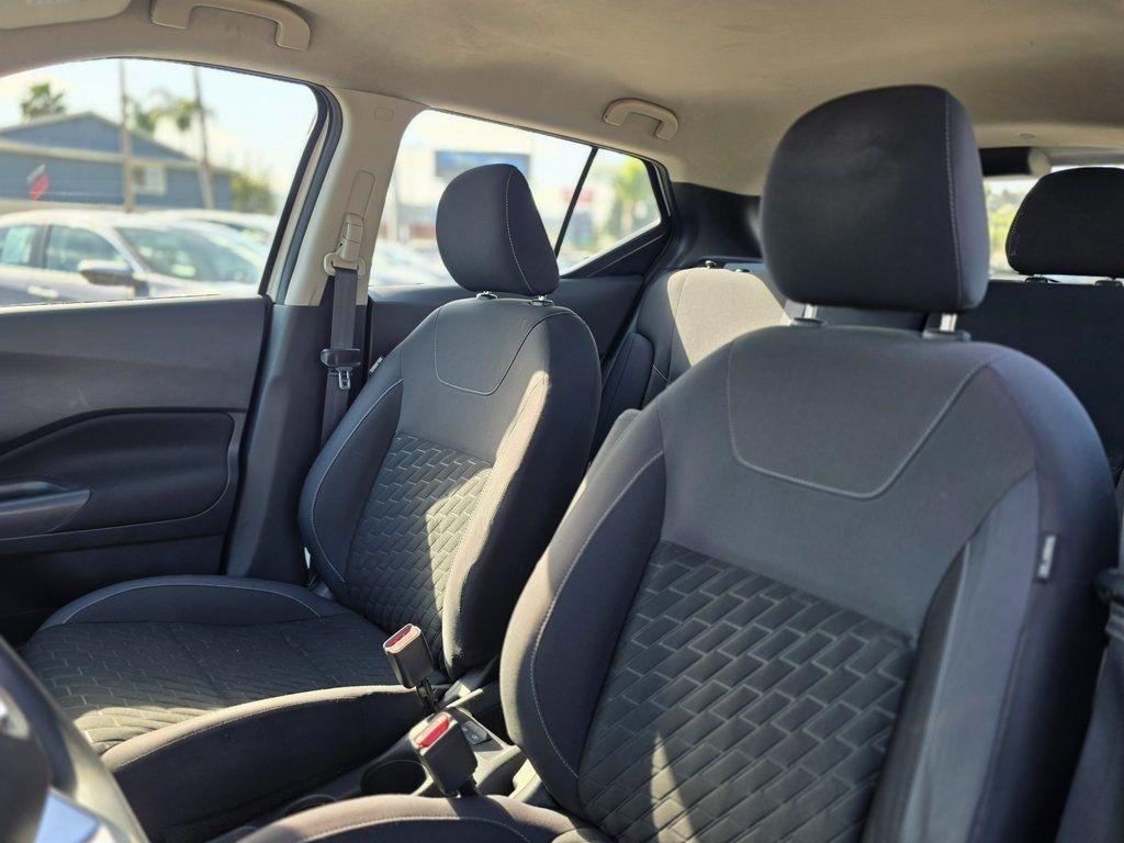 2021 Nissan Kicks S FWD - 22983104 - 15