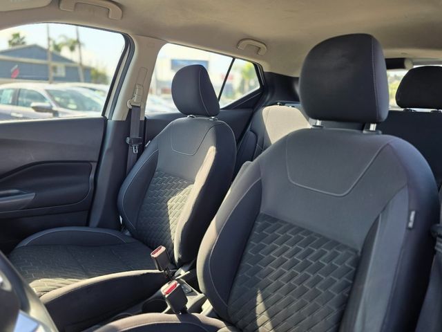 2021 Nissan Kicks S FWD - 22983104 - 15