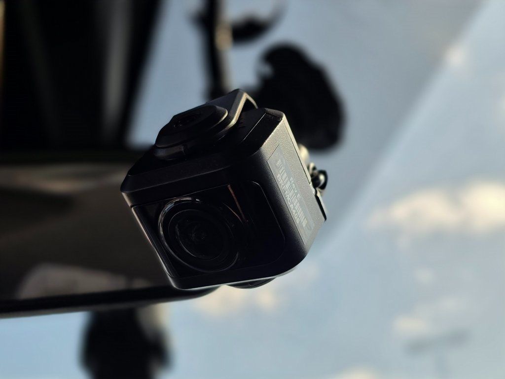 2021 Nissan Kicks S FWD - 22983104 - 28