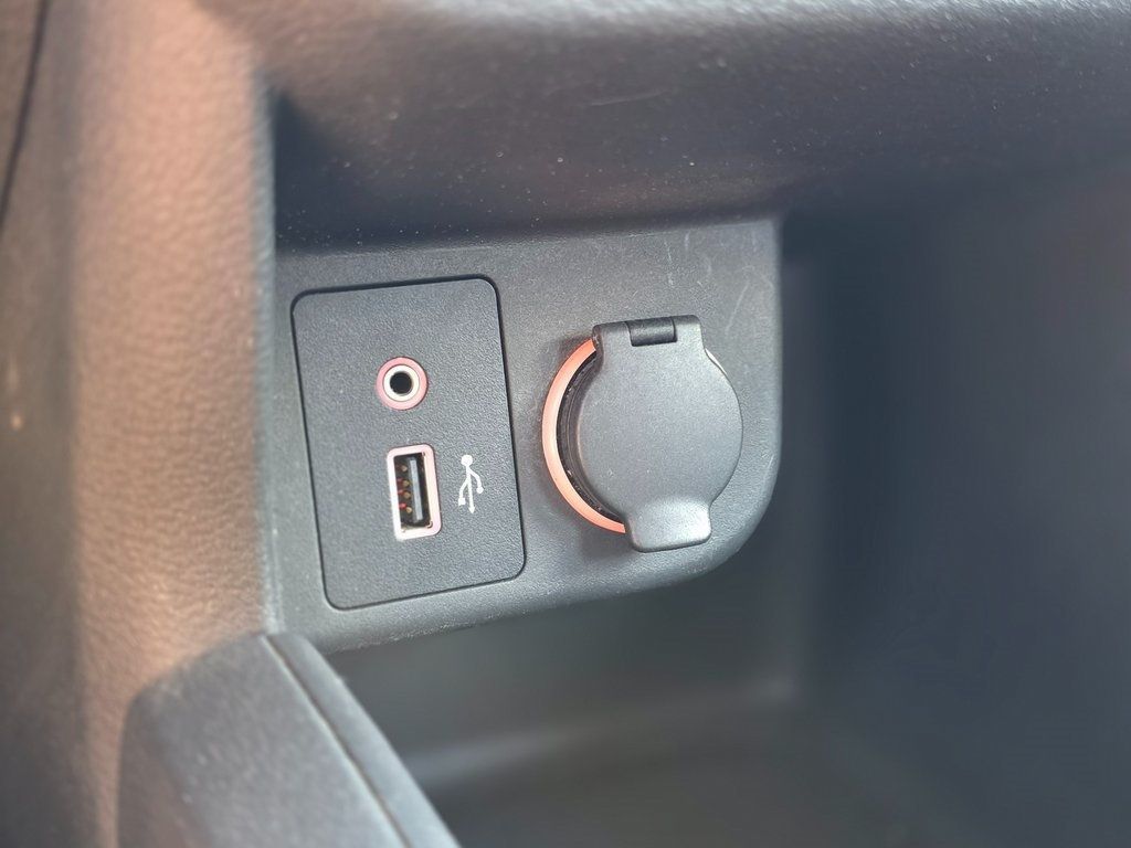 2021 Nissan Kicks S FWD - 22983104 - 29