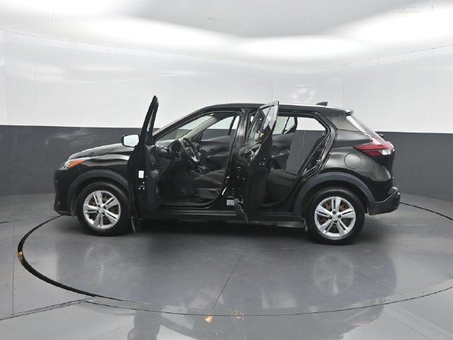 2021 Nissan Kicks S FWD - 23056815 - 32