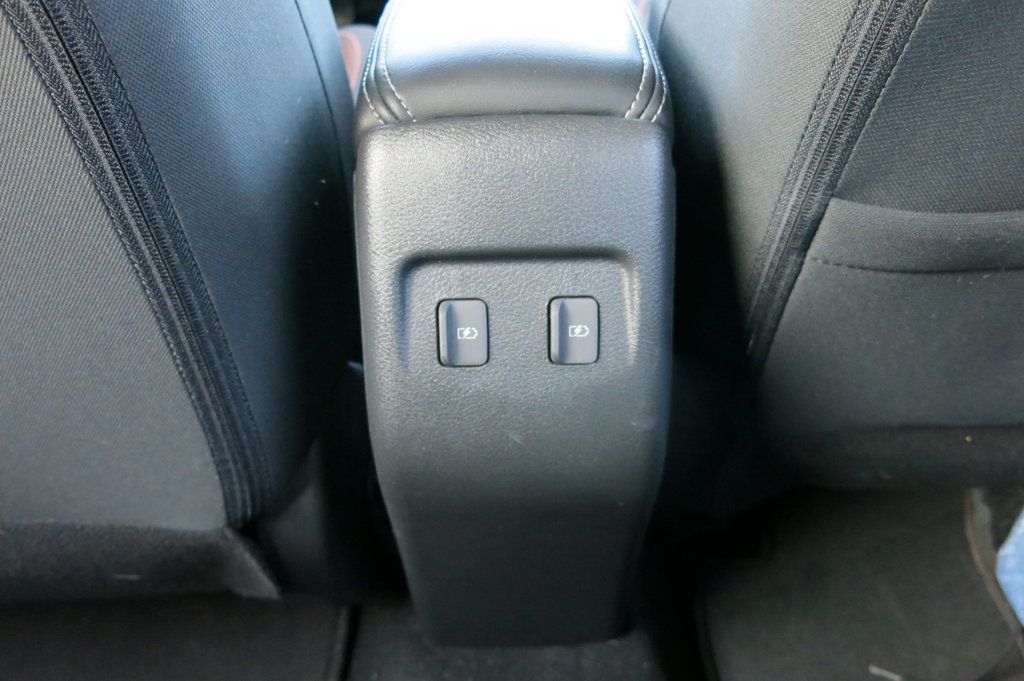 2021 Nissan Kicks SR FWD - 22990363 - 22