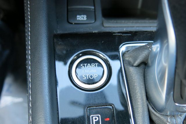 2021 Nissan Kicks SR FWD - 22990363 - 25