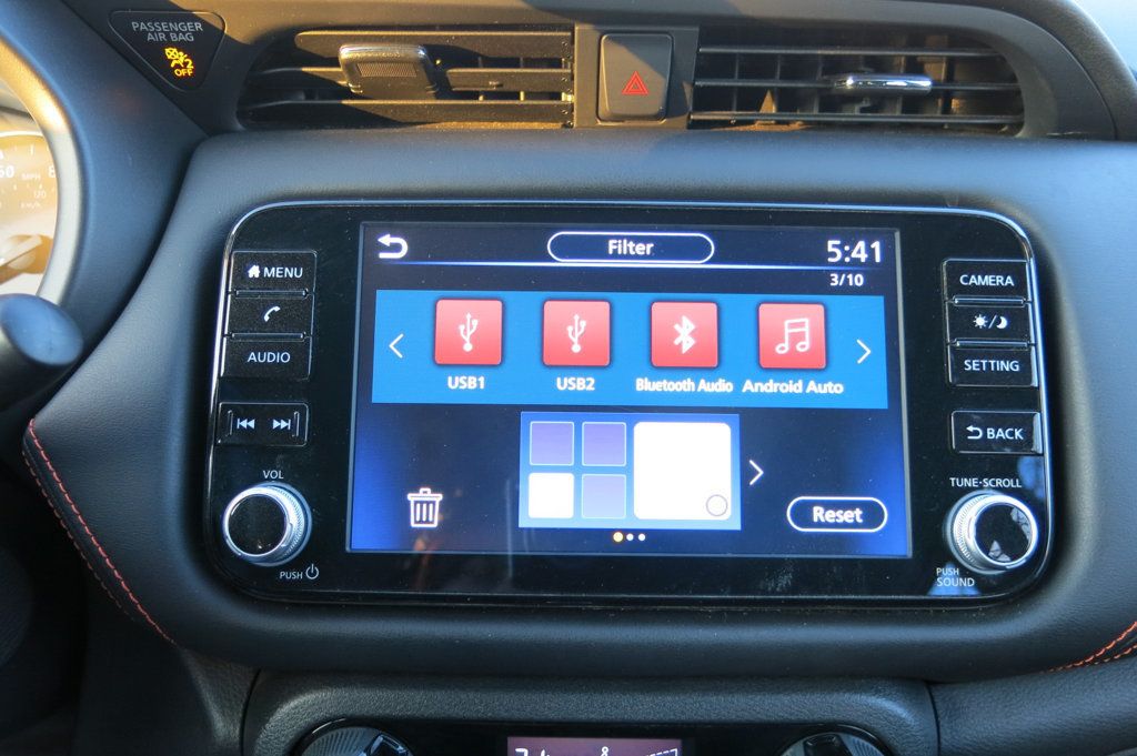 2021 Nissan Kicks SR FWD - 22990363 - 28