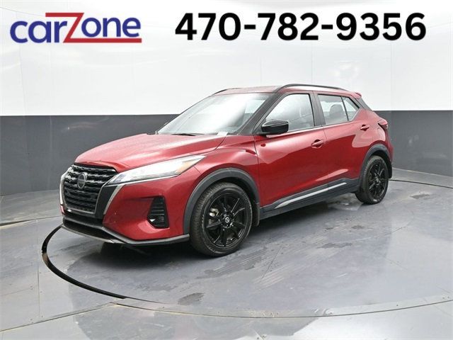 2021 Nissan Kicks SR's photo