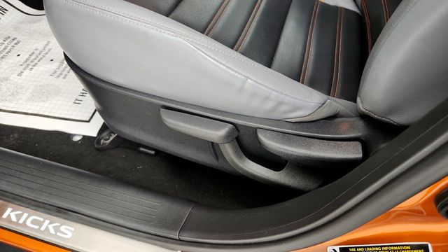 2021 Nissan Kicks SR FWD - 22950033 - 22