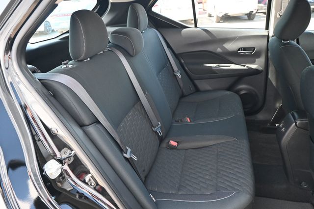 2021 Nissan Kicks SV FWD - 22850843 - 17