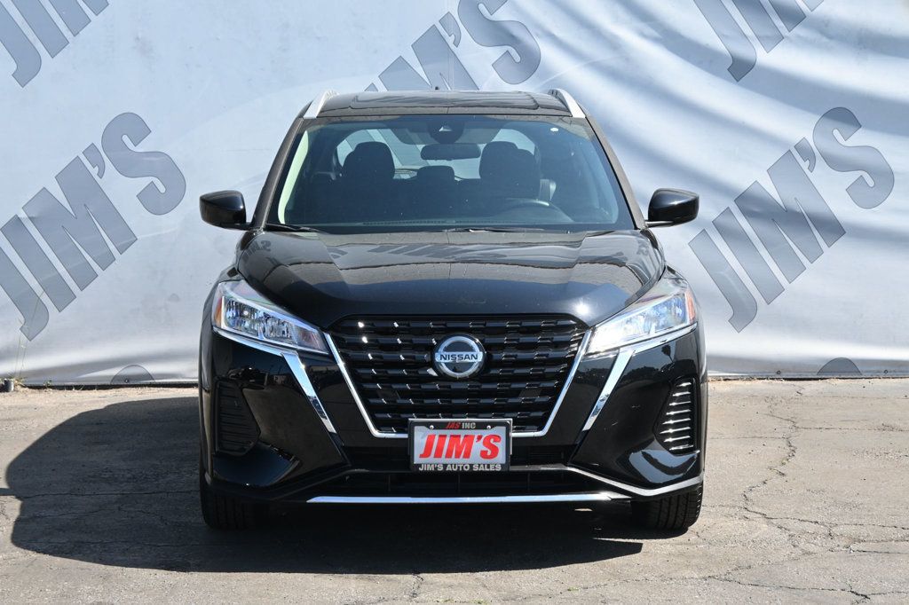 2021 Nissan Kicks SV photo 2