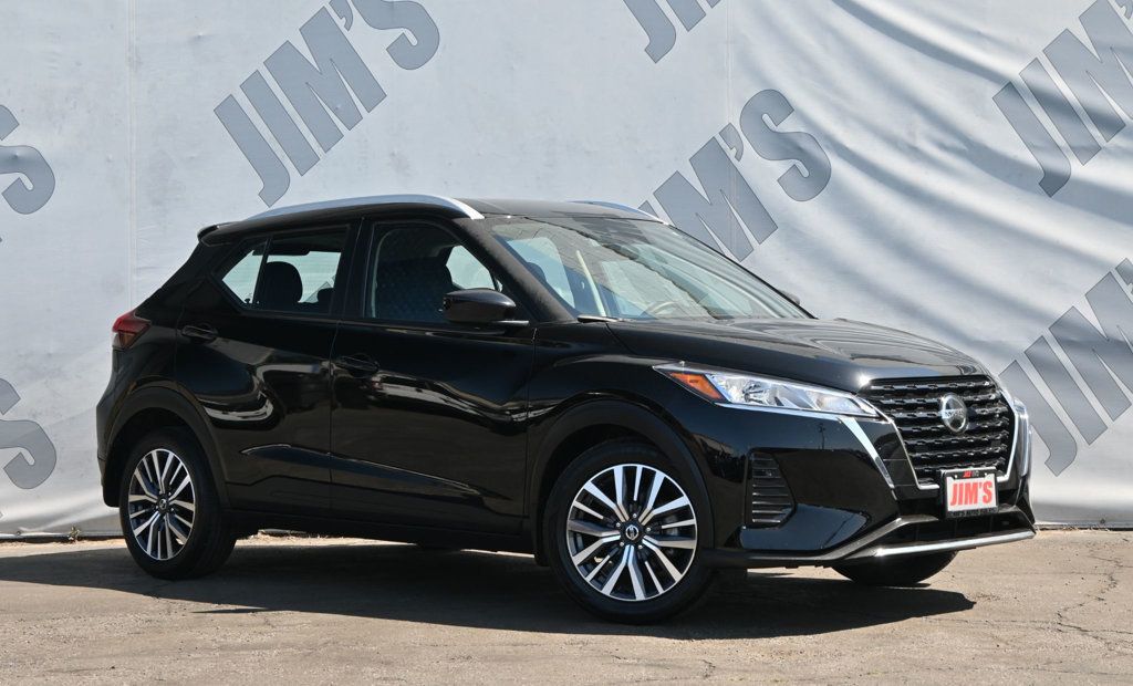 2021 Nissan Kicks SV photo 3