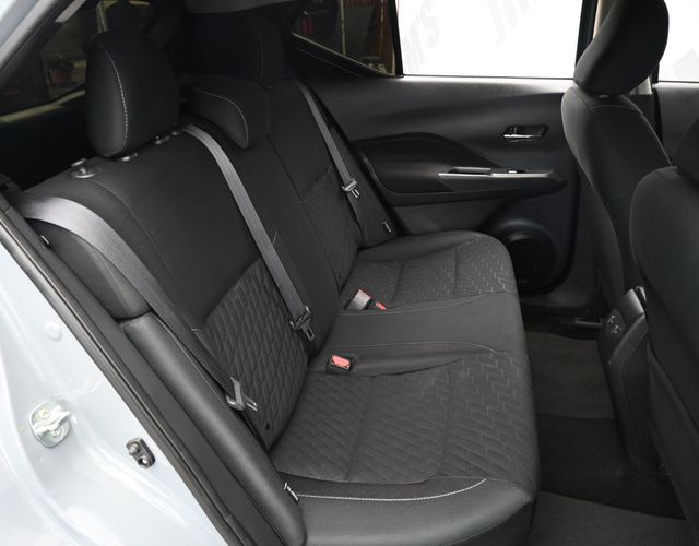 2021 Nissan Kicks SV FWD - 23047674 - 19