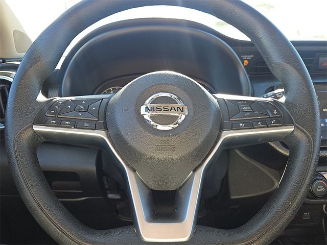 2021 Nissan Kicks SV FWD - 22937248 - 11