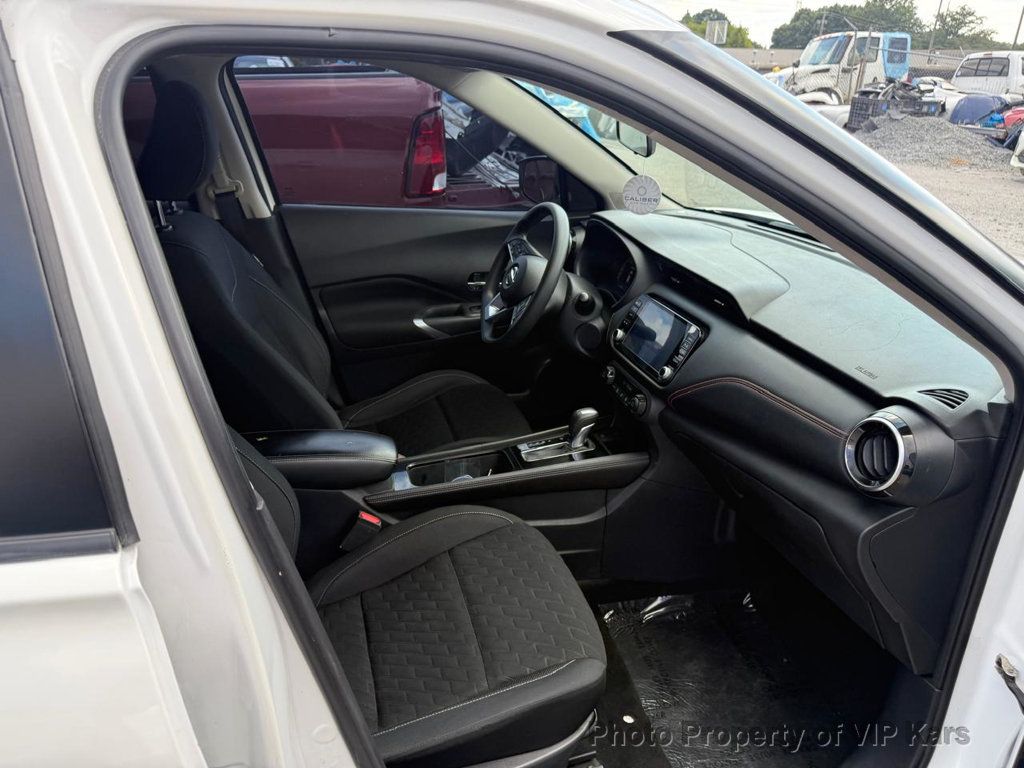 2021 Nissan Kicks SV photo 16