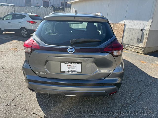 2021 Nissan Kicks SV FWD - 22954477 - 5