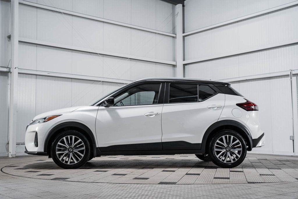 2021 Nissan Kicks SV FWD - 22753534 - 3