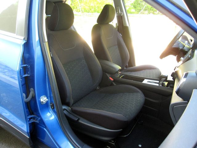 2021 Nissan Kicks SV FWD - 23024998 - 21