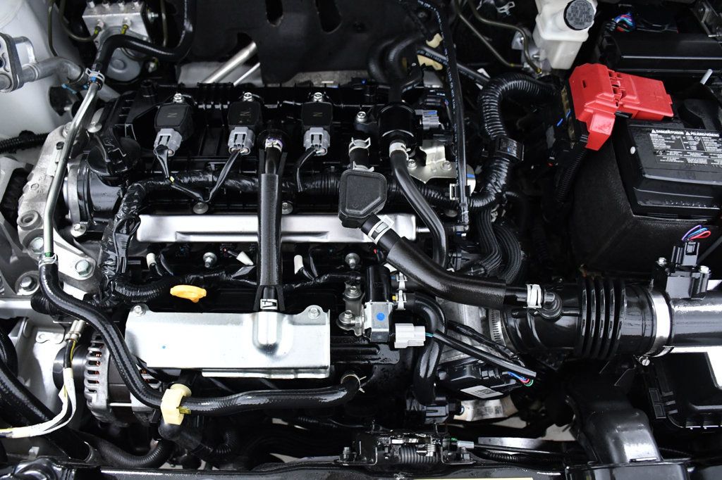 2021 Nissan Kicks SV FWD - 22919023 - 18