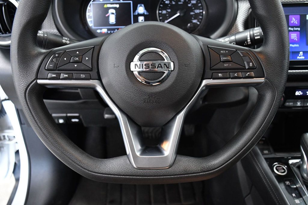 2021 Nissan Kicks SV FWD - 22919023 - 19