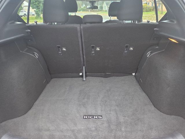 2021 Nissan Kicks SV FWD - 22955690 - 13