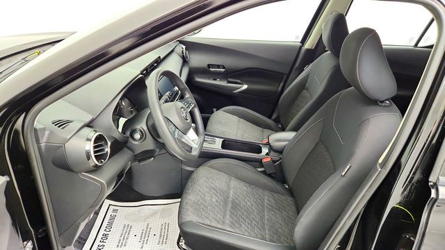 2021 Nissan Kicks SV FWD - 23100812 - 17