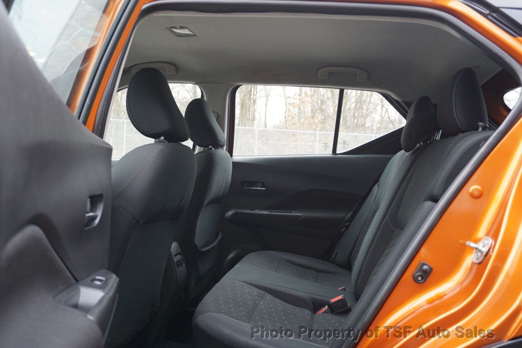 2021 Nissan Kicks SV FWD - 22984676 - 11