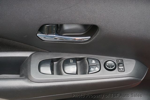 2021 Nissan Kicks SV FWD - 22984676 - 27