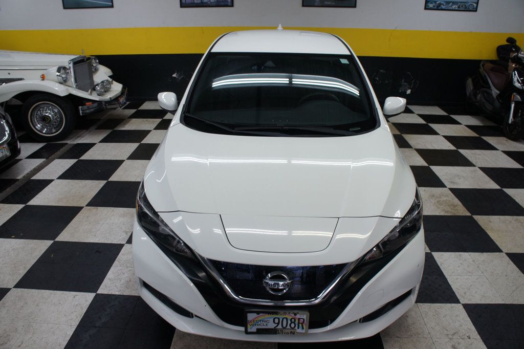 Nissan Leaf photo 11