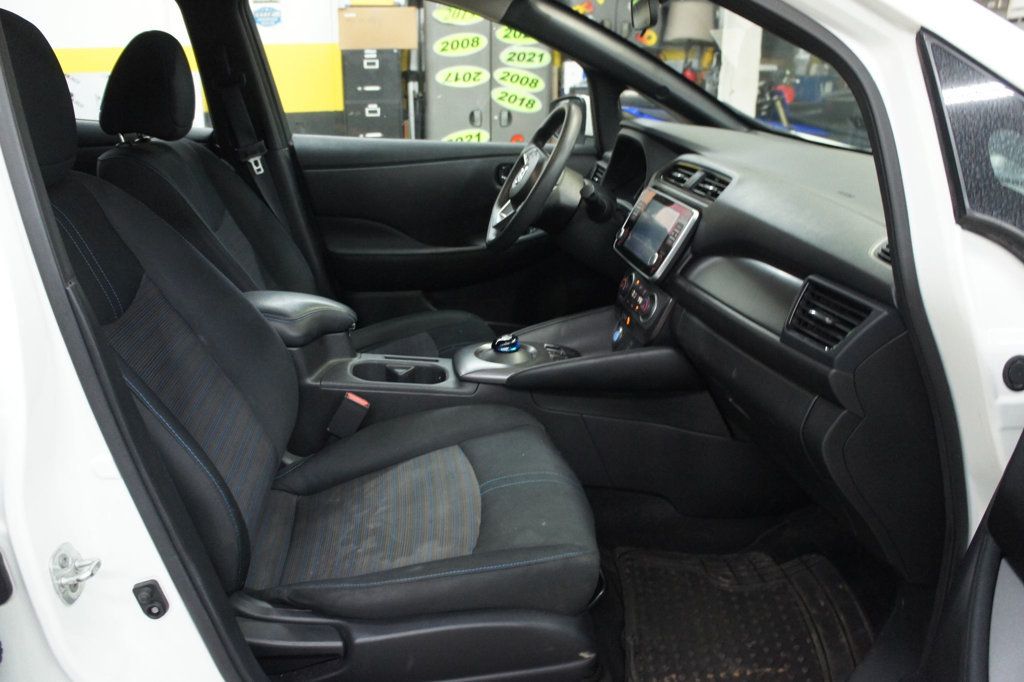 Nissan Leaf photo 38