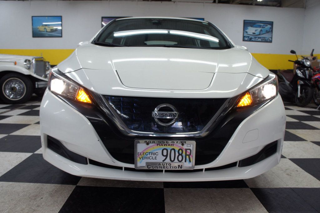 Nissan Leaf photo 5
