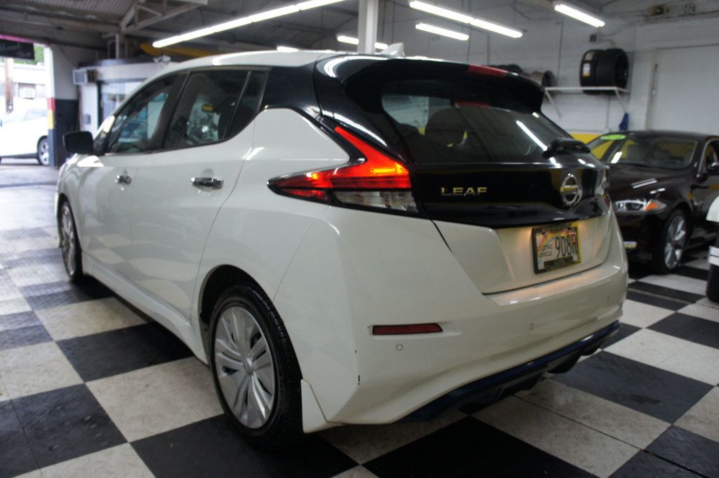 Nissan Leaf photo 7