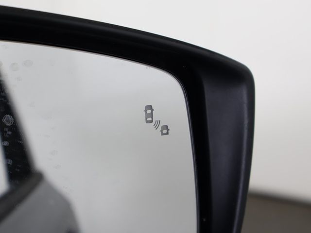 2021 Nissan Leaf S PLUS Hatchback - 22947683 - 31