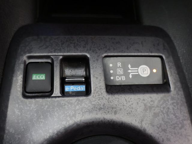 2021 Nissan Leaf S PLUS Hatchback - 22947683 - 43