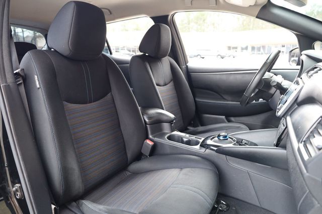 2021 Nissan Leaf SV w/ Tech Pkg! - 22980413 - 24