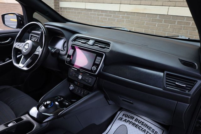 2021 Nissan Leaf SV w/ Tech Pkg! - 22980413 - 26